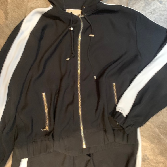 MK jumpsuit sweater and pants - Picture 3 of 3